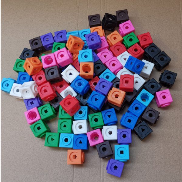 Intelligent Toys Plastic math cubes - Image 3